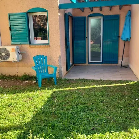 Maisonnette Bleu Maldive Apartment *